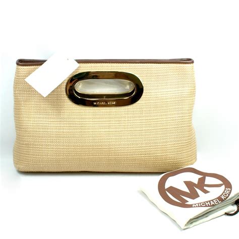 MICHAEL Michael Kors Soft Straw Berkley Clutch (Natural/Navy)